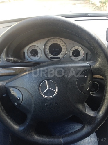Mercedes E 200 2006, 241,000 km - 1.8 л - Bakı