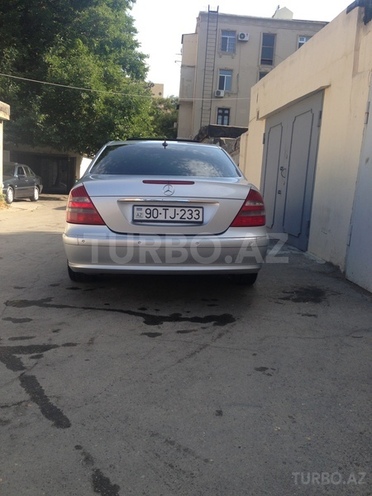 Mercedes E 200 2006, 241,000 km - 1.8 л - Bakı
