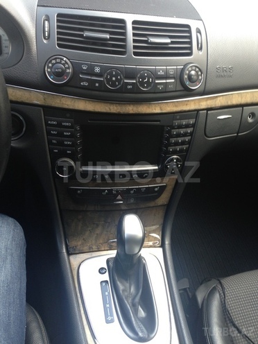 Mercedes E 200 2006, 241,000 km - 1.8 л - Bakı