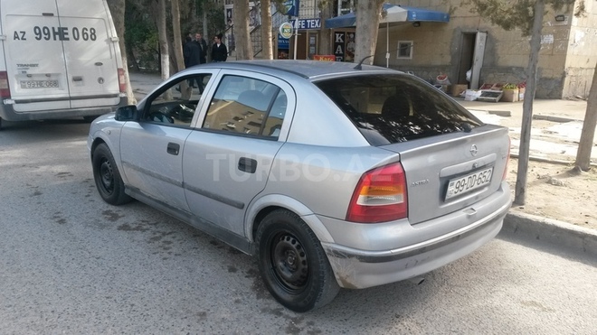 Opel Astra 1999, 300,000 km - 1.6 l - Bakı