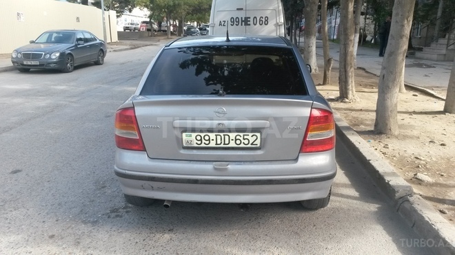 Opel Astra 1999, 300,000 km - 1.6 l - Bakı