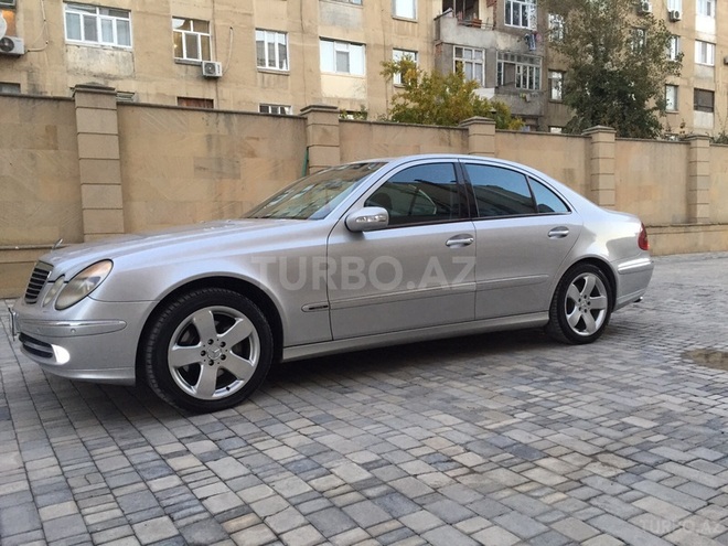 Mercedes E 320 2003, 175,000 km - 3.2 л - Bakı