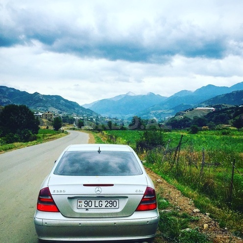Mercedes E 320 2003, 175,000 km - 3.2 л - Bakı