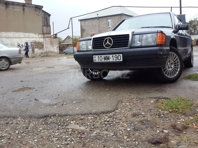 Mercedes 190 1992, 34,000 km - 2.0 l - Bakı