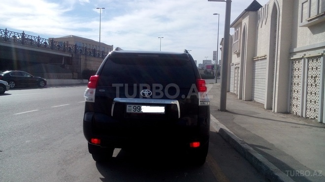 Toyota Prado 2013, 32,000 km - 2.7 l - Bakı