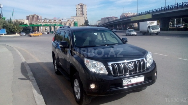 Toyota Prado 2013, 32,000 km - 2.7 l - Bakı