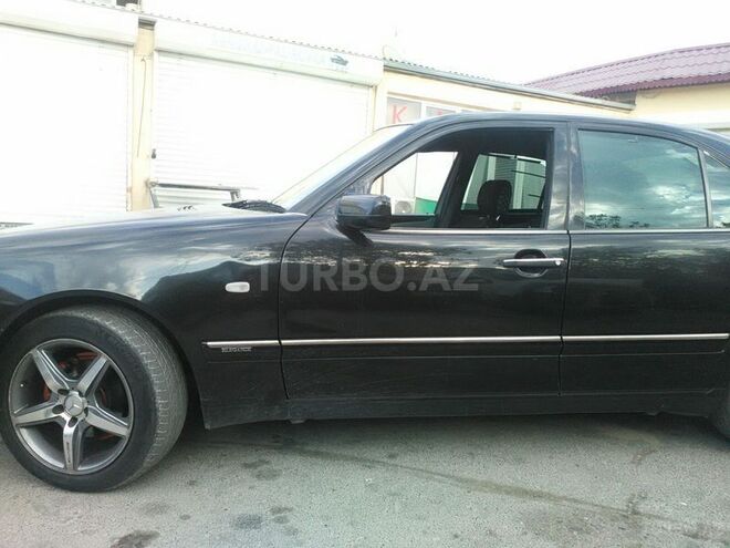 Mercedes E 240 1997, 288,500 km - 2.4 l - Bakı