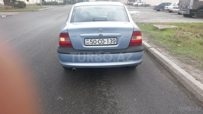Opel Vectra 1997, 200,000 km - 1.8 л - Sumqayıt