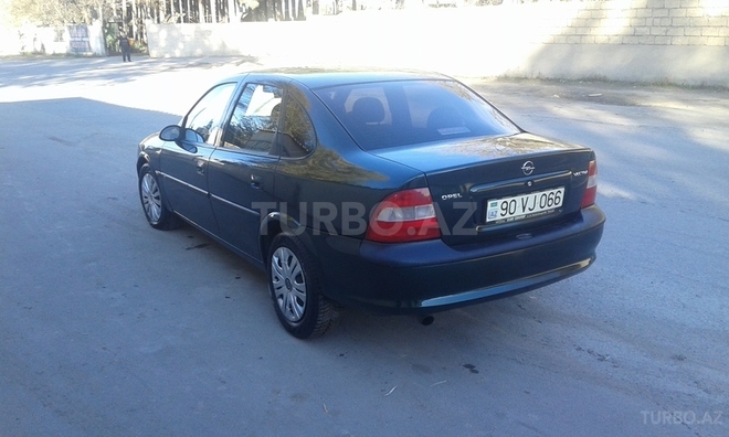 Opel Vectra 1999, 140,000 km - 2.0 l - Sumqayıt