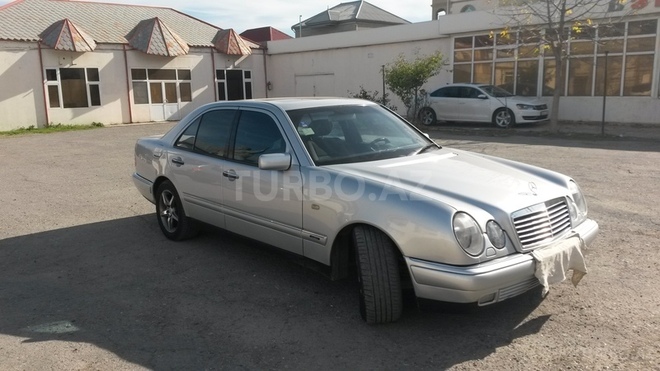 Mercedes E 280 1997, 221,000 km - 2.8 л - Sumqayıt