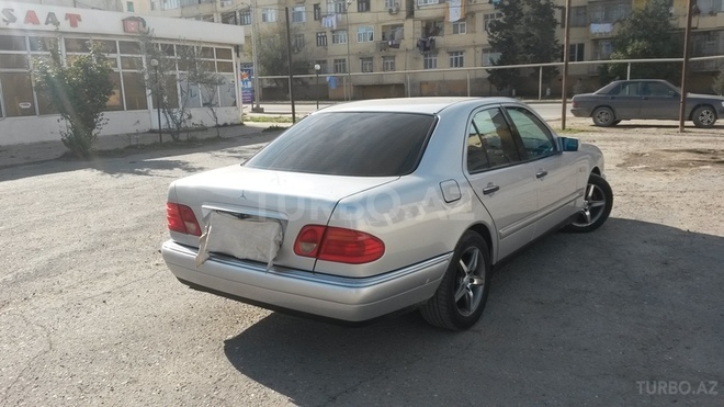 Mercedes E 280 1997, 221,000 km - 2.8 л - Sumqayıt