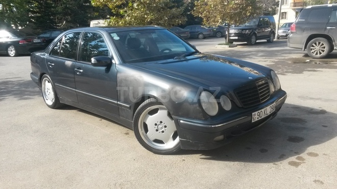 Mercedes E 200 2000, 252,000 km - 2.0 l - Bakı