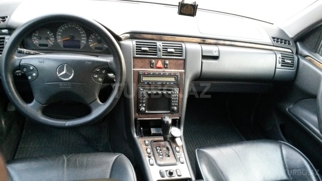 Mercedes E 200 2000, 252,000 km - 2.0 l - Bakı