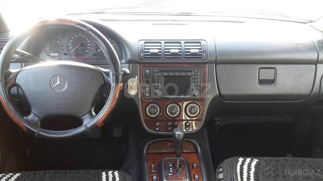 Mercedes ML 270 2002, 270,000 km - 2.7 l - Bakı