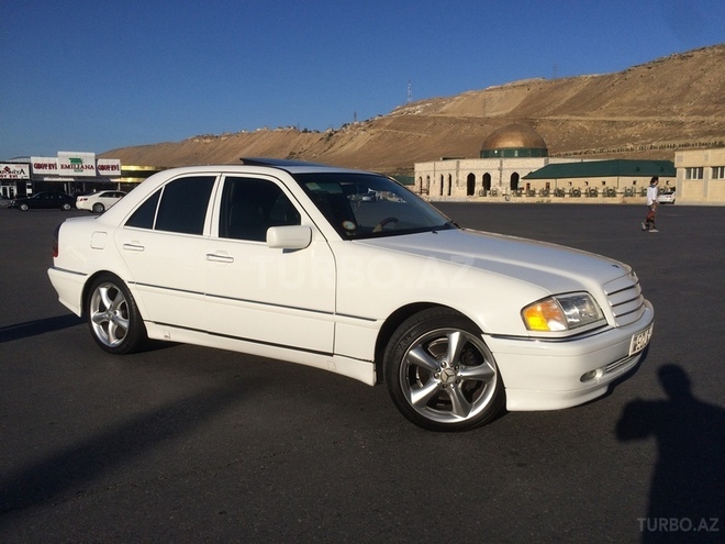 Mercedes C 230 1998, 206,300 km - 2.3 l - Bakı
