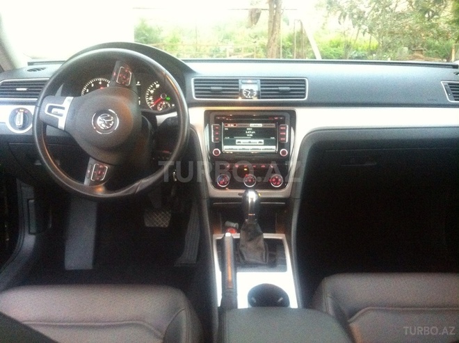 Volkswagen Passat 2013, 53,000 km - 0.3 l - Lənkəran