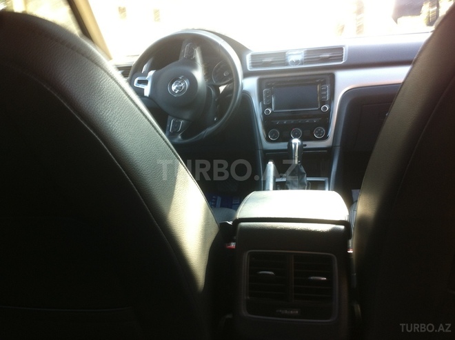 Volkswagen Passat 2013, 53,000 km - 0.3 l - Lənkəran