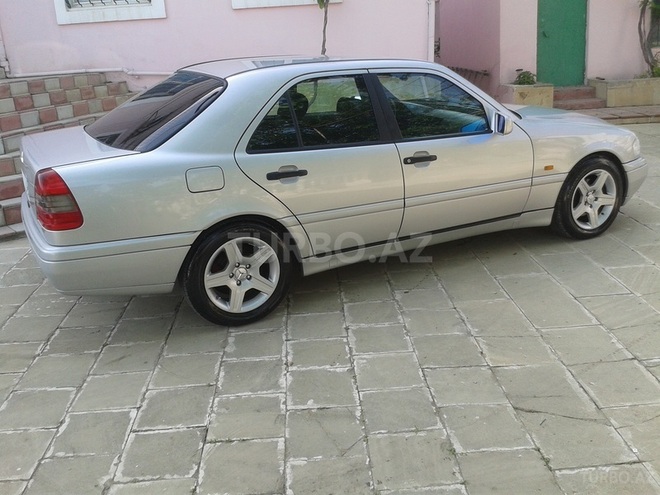 Mercedes C 200 1995, 243,700 km - 2.0 l - Xırdalan