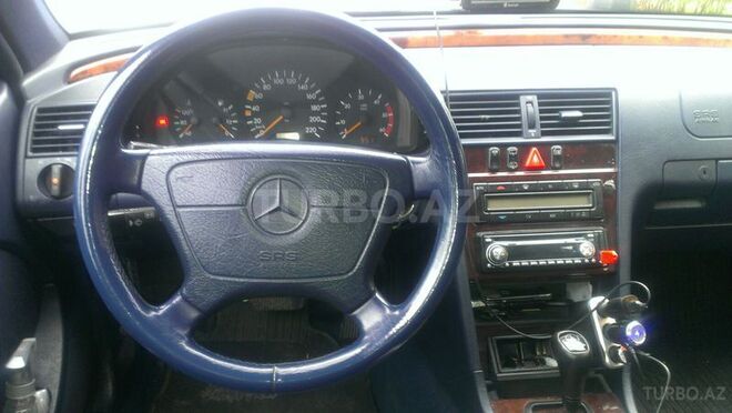 Mercedes C 220 1998, 199,000 km - 2.2 l - Bakı