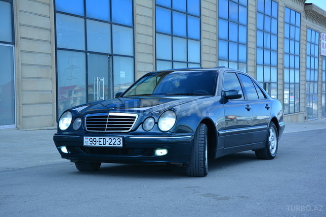 Mercedes E 240 2001, 85,000 km - 2.6 l - Bakı