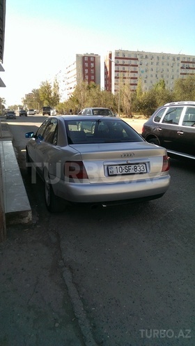 Audi A4 1997, 321,500 km - 1.8 l - Bakı