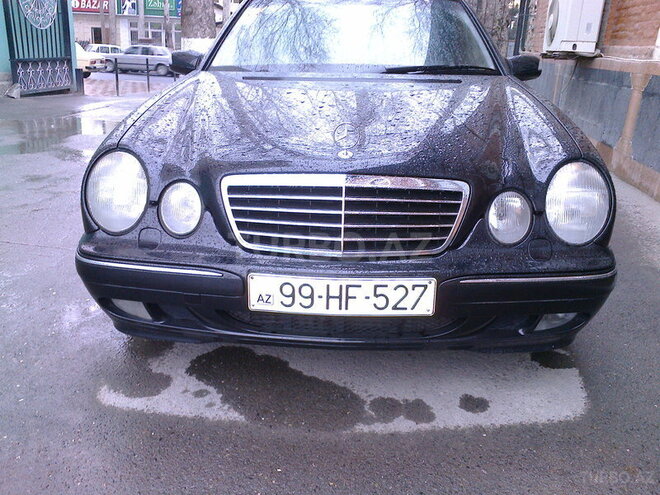 Mercedes E 220 2001, 261,500 km - 2.2 l - Göyçay
