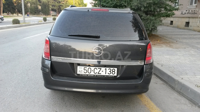 Opel Astra 2011, 95,700 km - 1.6 l - Sumqayıt