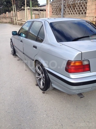 BMW 320 1993, 355,888 km - 2.0 l - Bakı