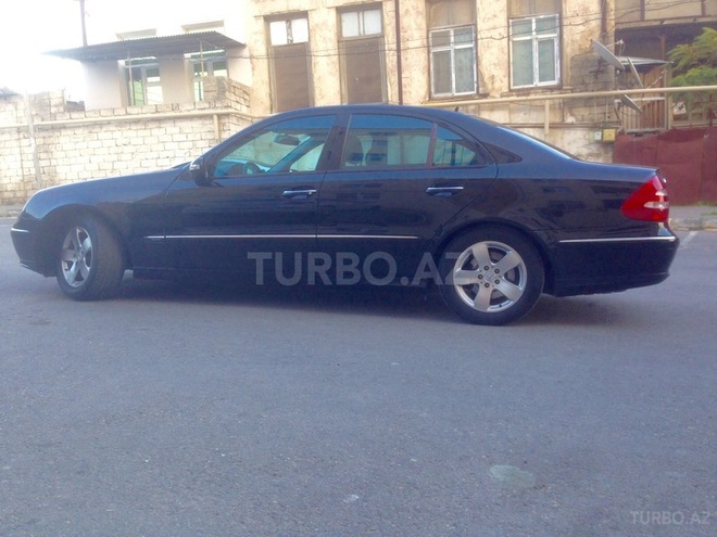 Mercedes E 240 2004, 142,000 km - 2.6 л - Bakı