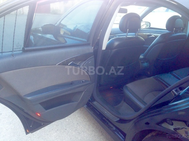 Mercedes E 240 2004, 142,000 km - 2.6 л - Bakı