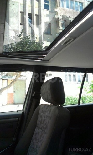 Mercedes C 220 2000, 285,000 km - 2.2 l - Bakı