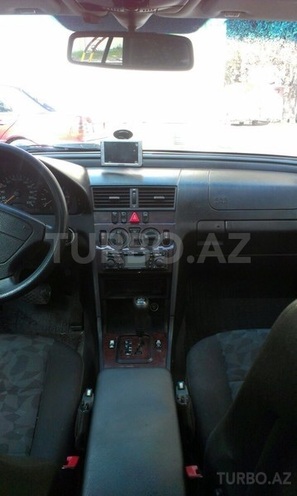 Mercedes C 220 2000, 285,000 km - 2.2 l - Bakı