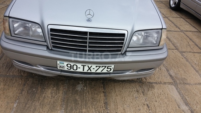 Mercedes C 230 2000, 220,000 km - 2.3 l - Bakı