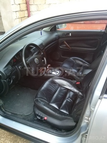 Volkswagen Passat 2001, 270,000 km - 2.8 л - Bakı