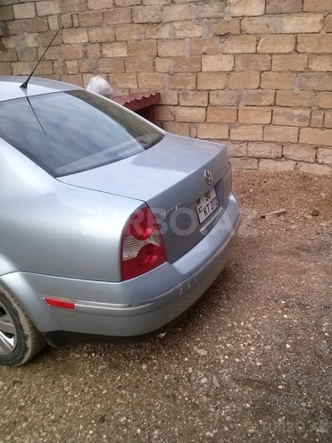 Volkswagen Passat 2001, 270,000 km - 2.8 л - Bakı