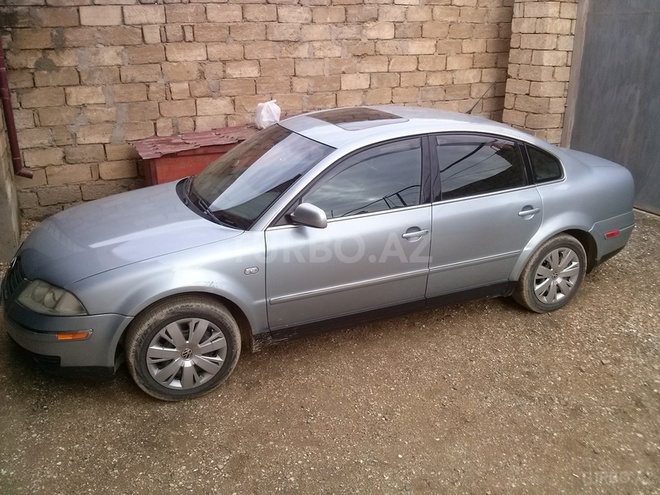 Volkswagen Passat 2001, 270,000 km - 2.8 л - Bakı