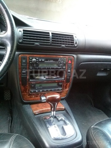 Volkswagen Passat 2001, 270,000 km - 2.8 л - Bakı