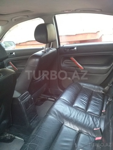 Volkswagen Passat 2001, 270,000 km - 2.8 л - Bakı