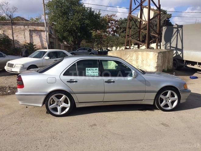 Mercedes C 230 1999, 218,000 km - 2.3 l - Bakı