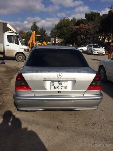 Mercedes C 230 1999, 218,000 km - 2.3 l - Bakı
