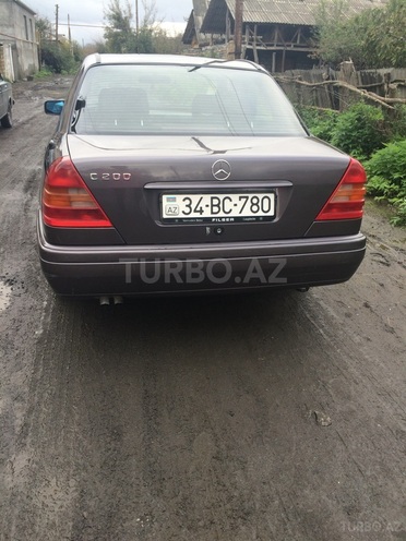 Mercedes C 200 1994, 238,000 km - 2.0 л - Qax