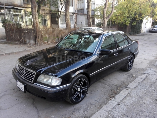 Mercedes C 220 1995, 200,000 km - 2.2 л - Bakı