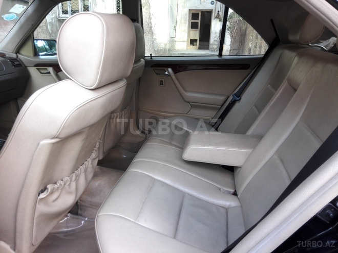 Mercedes C 220 1995, 200,000 km - 2.2 л - Bakı