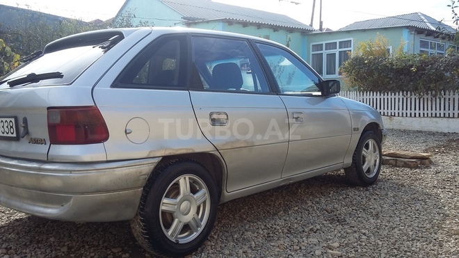 Opel Astra 1993, 500,265 km - 1.6 l - Bakı