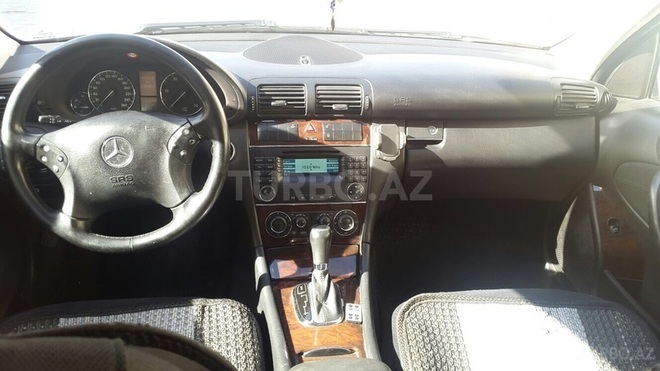 Mercedes C 220 2006, 218,842 km - 2.2 l - Bakı