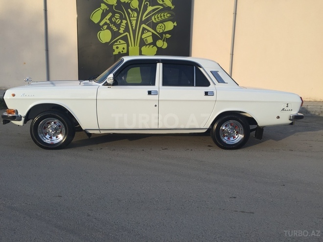 GAZ 24 1975, 178,000 km - 2.4 l - Bərdə