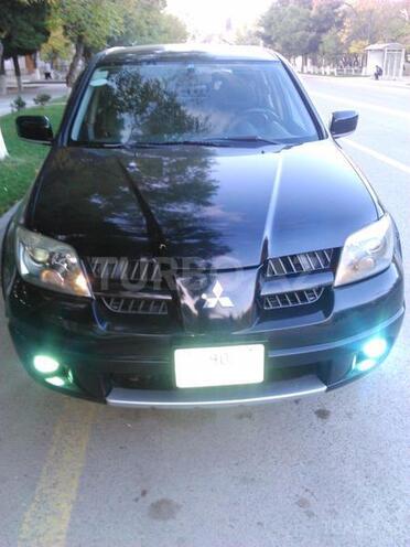 Mitsubishi Airtrek 2004, 253,000 km - 2.4 l - Sumqayıt