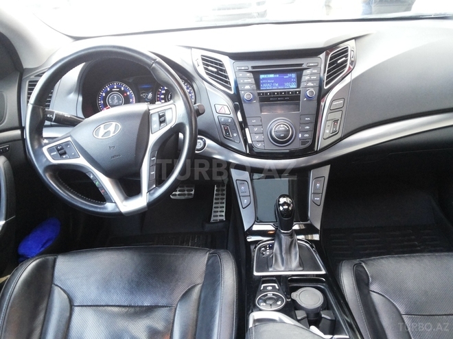 Hyundai i40 2011, 115,000 km - 2.0 л - Bakı