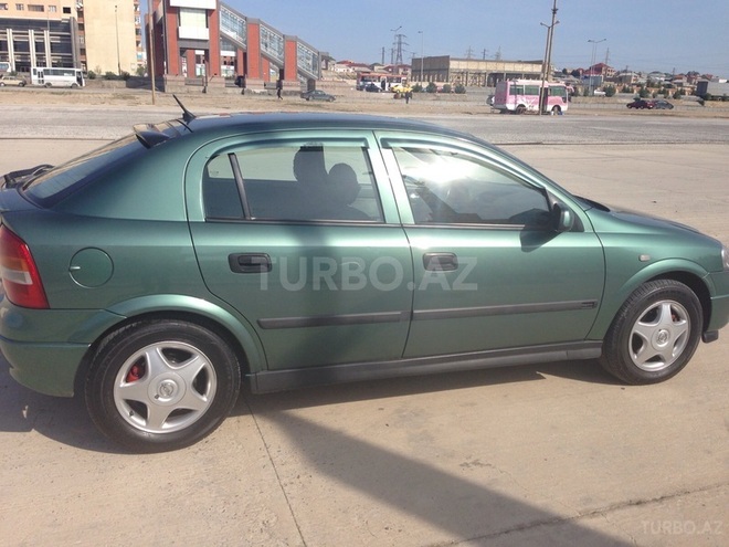Opel Astra 1999, 245,000 km - 2.0 l - Bakı