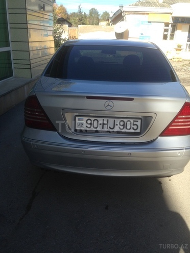 Mercedes C 240 2002, 270,000 km - 2.6 l - Bakı